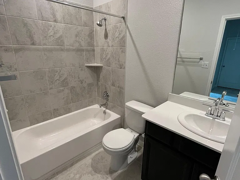 Bathroom 2.