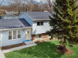 152 Galewood Dr, Bolingbrook, IL