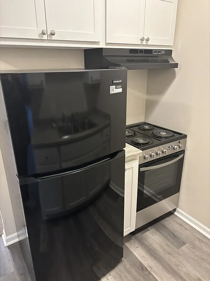 1 bed, $998 — Photo 4