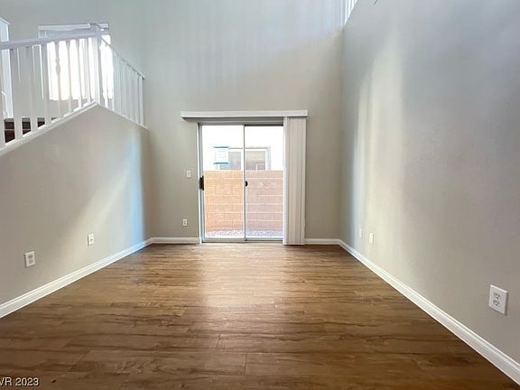 5th image of 11274 Pierre Milano St
