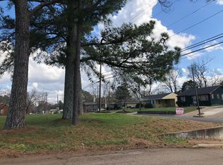 Drake Ave SW, Huntsville, AL 35801