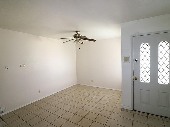 3rd image of 4330 Clemson Dr