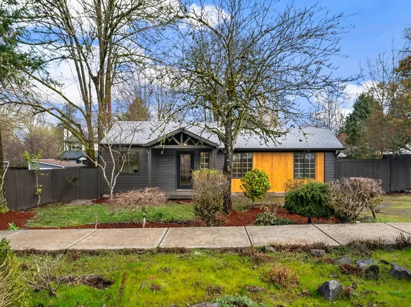 8115 SW Pine St, Portland, OR 97223