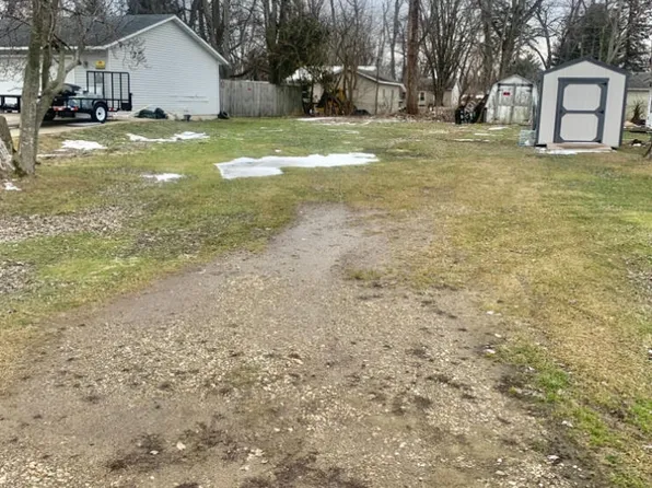 7258 Williams St, Coloma, MI 49038