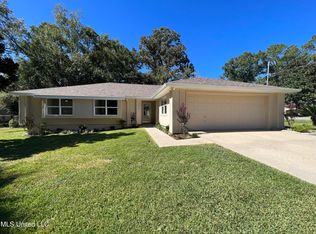 7816 Hilo Ct, Diamondhead, MS 39525