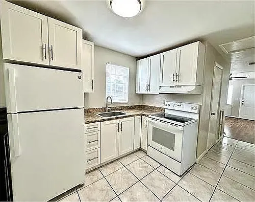 3 bed, 1.0 bath, 630 sqft, $1,790 — Photo 4