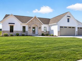 1609 Torchwood Trl, De Pere, WI 54115