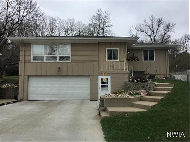 1st image of 4658 Chatham Ln