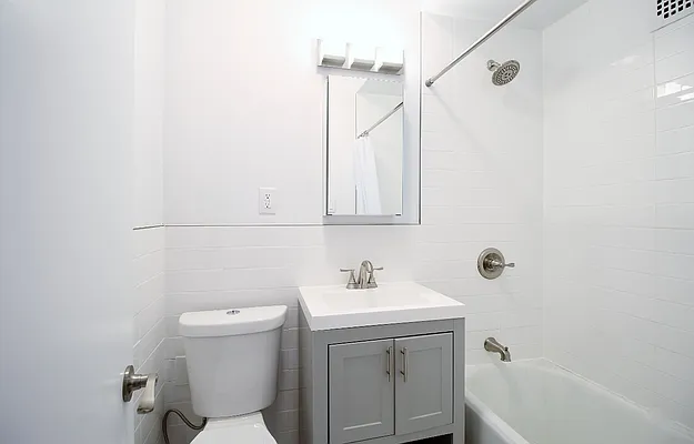 Rented by Julianna Realty Corp | media 12