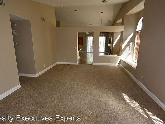 4th image of 7732 Rockfield Dr