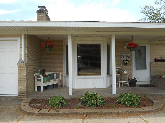 4th image of 546 52nd St SE
