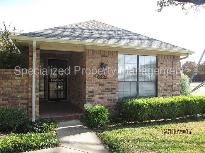 1st image of 6225 Bellaire Dr S