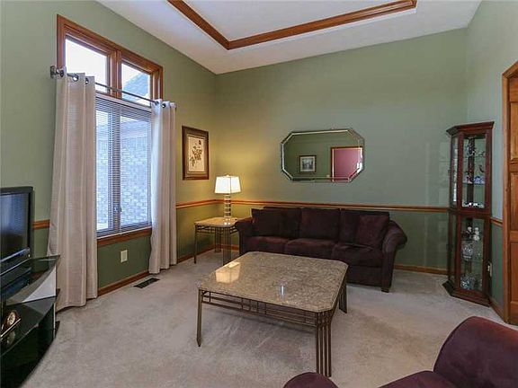 3rd image of 1170 Sandstone Ct
