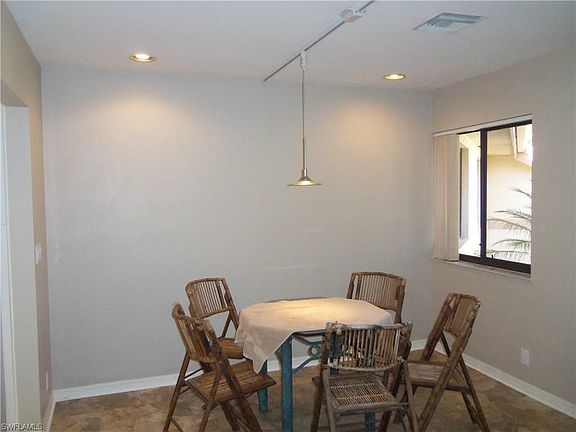 3rd image of 191 Bennington Dr #12-5