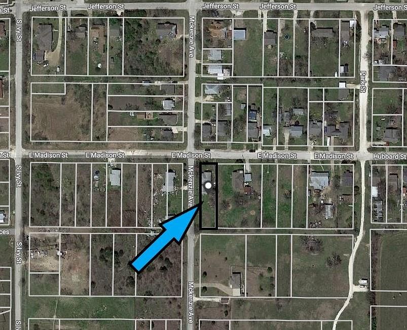 1st image of 200 E Madison St Lot 22