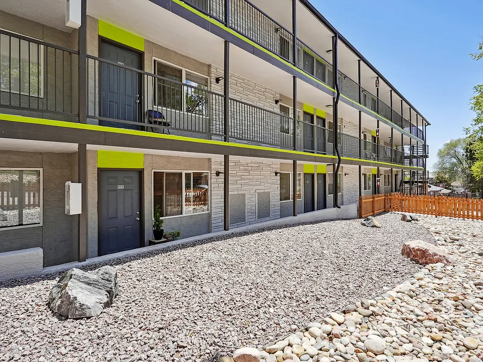 Well-maintained exterior with modern finishes and convenient apartment access.