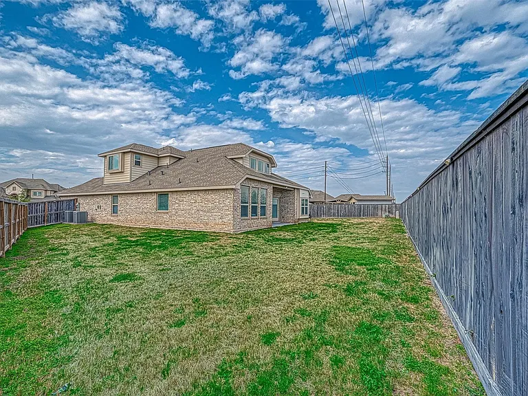 1003 Grey Dusk Ct — Photo 38