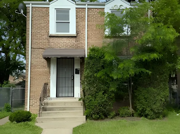 12328 S Peoria St, Calumet Park, IL 60827