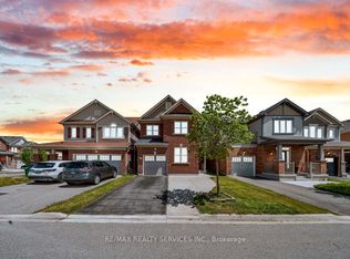 17 Leadenhall Rd, Brampton, ON L7A4G4