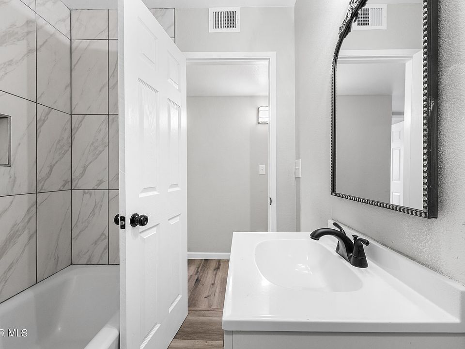 1st image of 414 E Avenue J #13