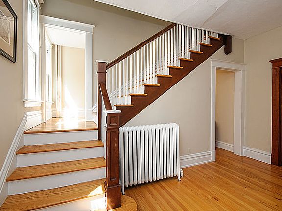 3rd image of 163 N Humphrey Ave