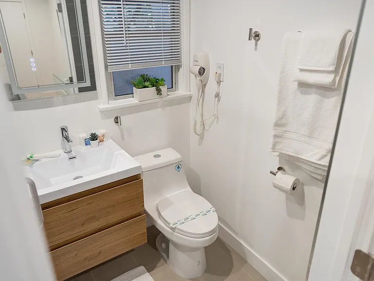 10863 Kling St #4 — Photo 19