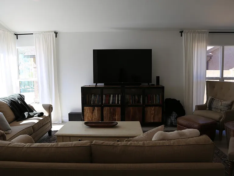 1722 E Behrend Dr — Photo 30