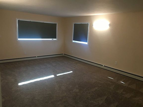 4th image of 1034 23rd Ave