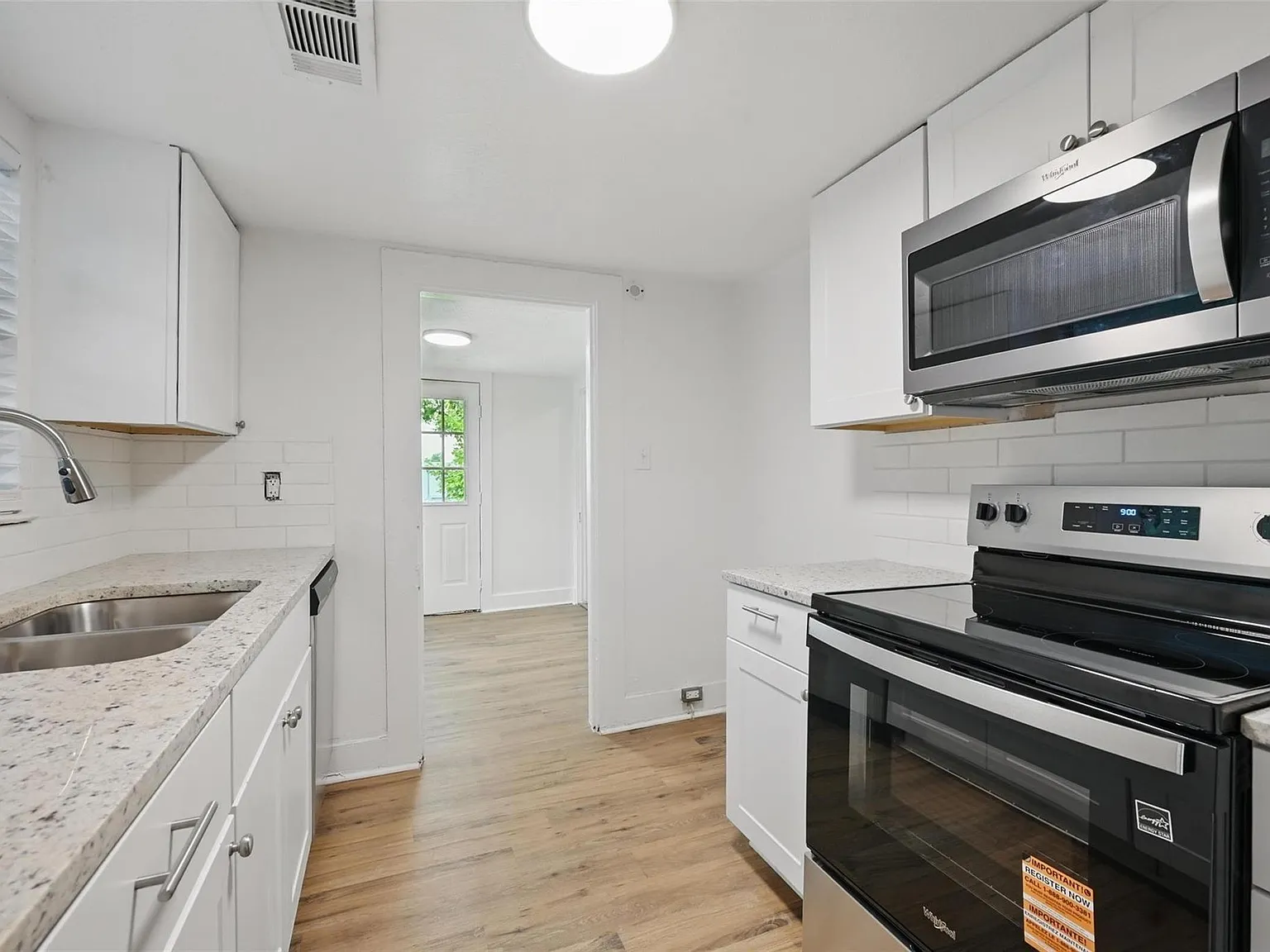 906 East Houston Street; Sherman, Texas 75090 (Lms)_For Sale Okr - 1 — Photo 3