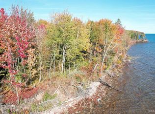 Rabbit Bay Rd, Lake Linden, MI 49945