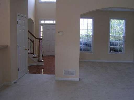 3rd image of 4141 Ashland Cir