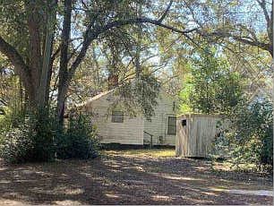 2nd image of 921 W Residence Ave