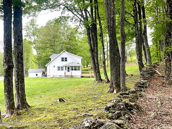 3rd image of 265 Scribner Hollow Road
