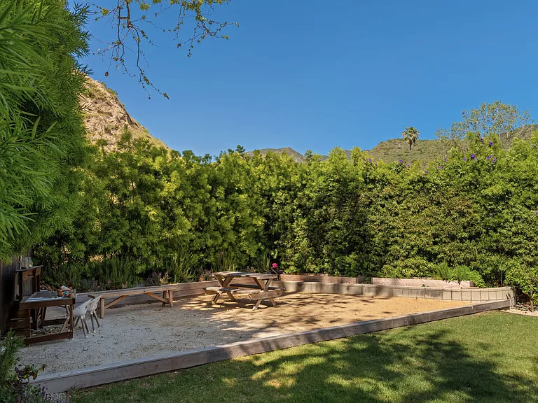 6202 Frondosa Dr — Photo 15