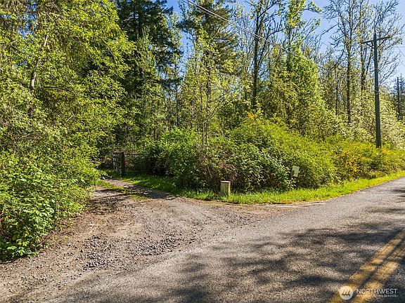 2nd image of 15261 24th Street SW