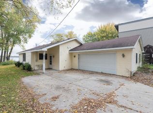 6213 Eagle Lake Dr N, Maple Grove, MN 55369