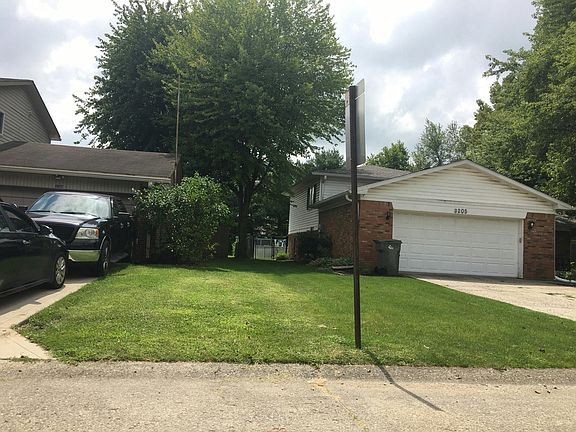 4th image of 3205 Ivory Way
