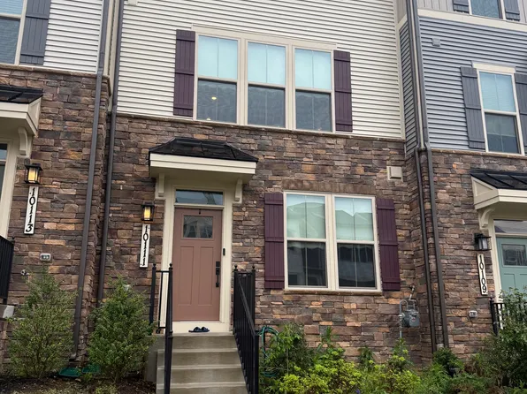 10111 Bluegill St, New Market, MD 21774