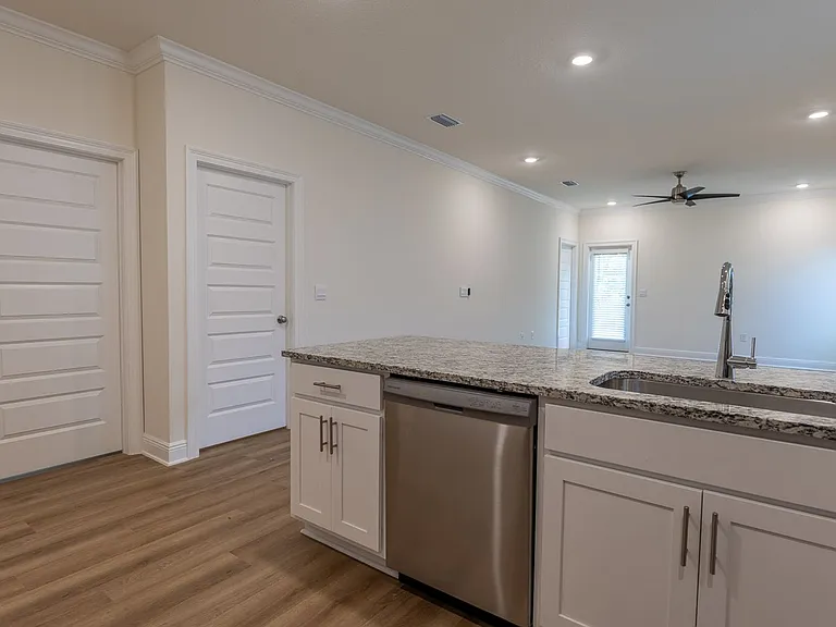 16267 Tigris Dr — Photo 6