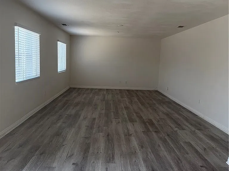 9406 Kentfield Ct — Photo 4