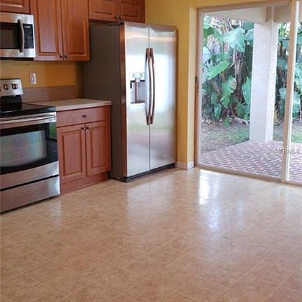 5th image of 11625 Crest Creek Dr