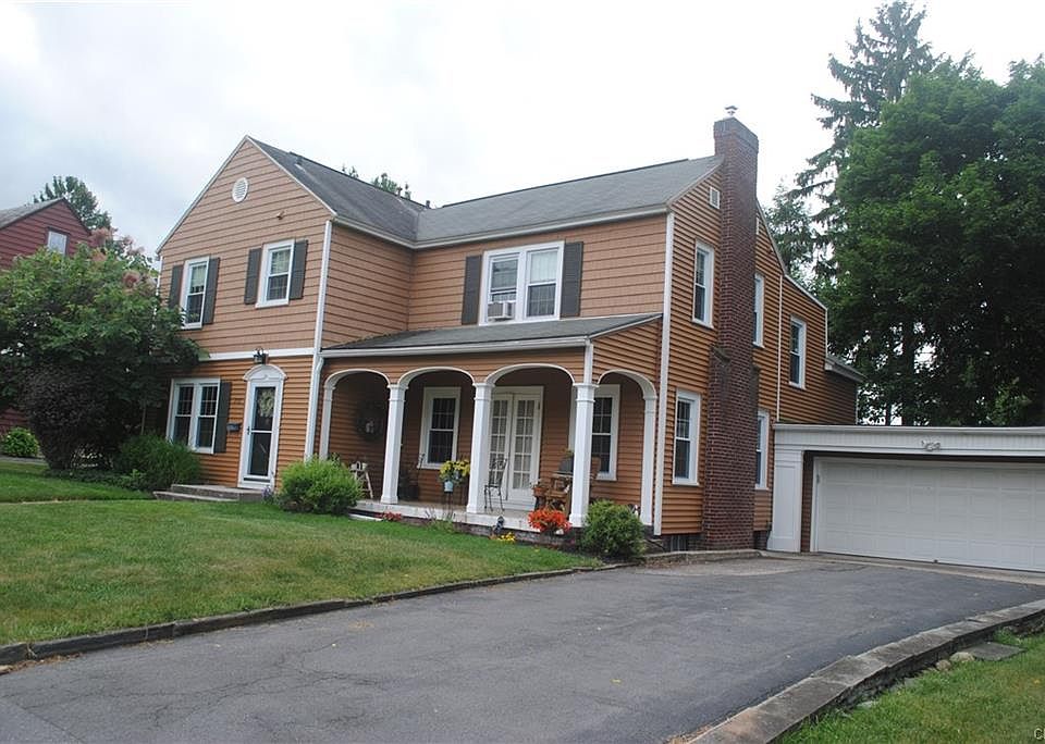 1st image of 208 Standish Dr