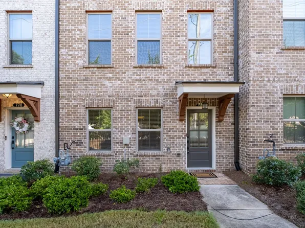 776 Angora Aly, Scottdale, GA 30079