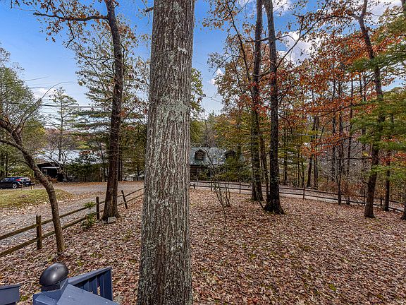 4th image of 5850 Lakeshore Dr