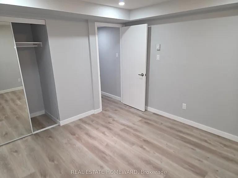 7 Bristow Ct #B — Photo 8