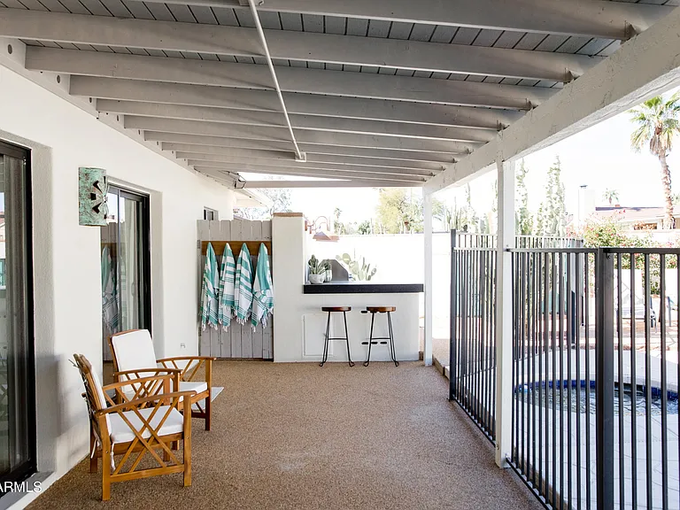 6302 E Winchcomb Dr — Photo 65