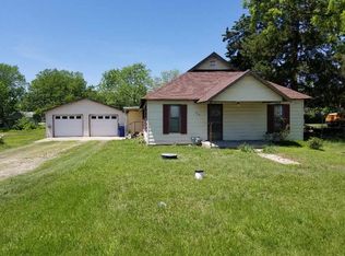 723 N Chestnut St, Burden, KS 67019