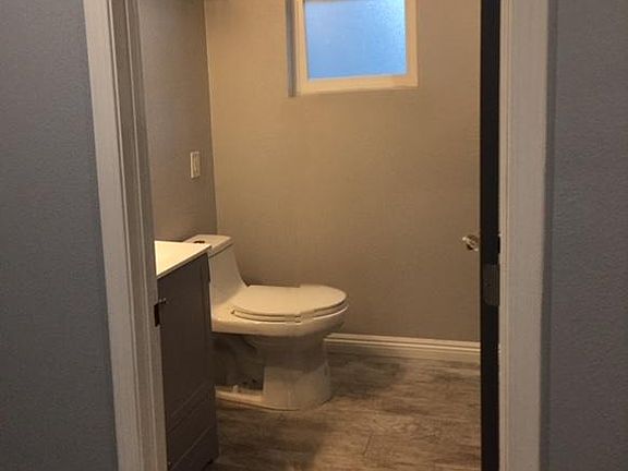 2nd image of 5111 Rockland Ave