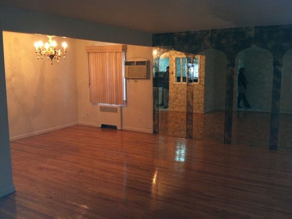 living room/dinning room