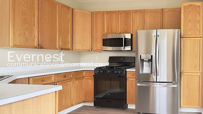 43430 Nottingham Sq — Photo 2